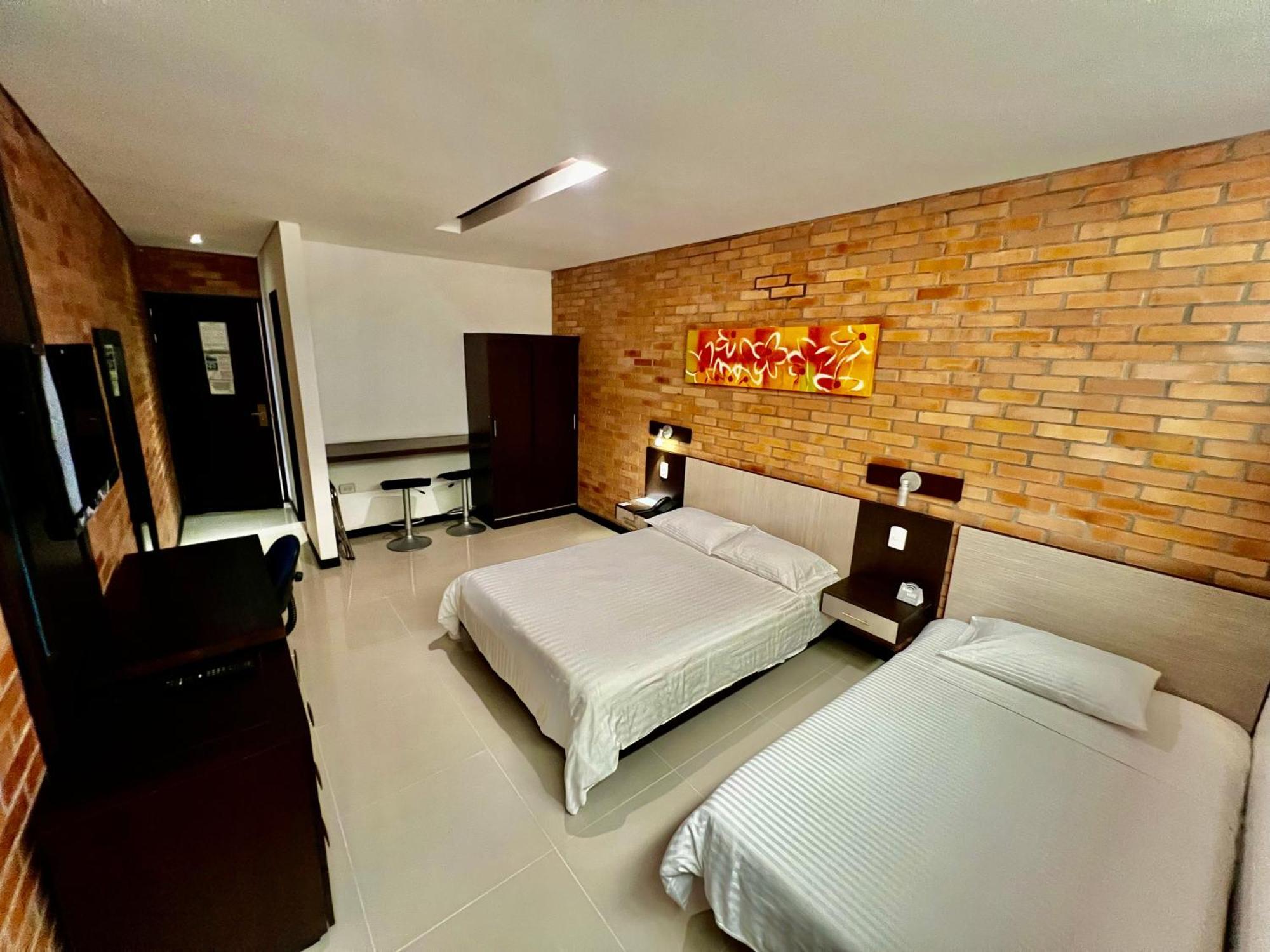 Hotel Toscana Oriente Рионегро Экстерьер фото